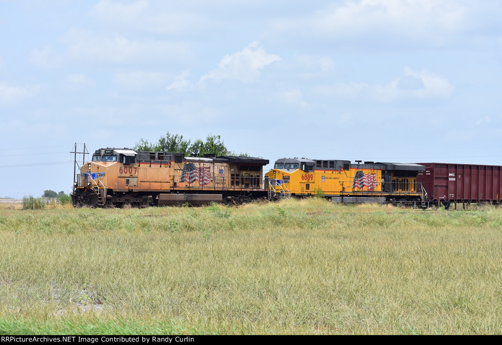 UP 6007 North awaiting track warrants